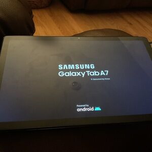 Used Samsung galaxy A7 tablet with 32gb and comes in black.